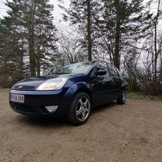 Ford Fiesta Mk. 6 *SKROTTET*