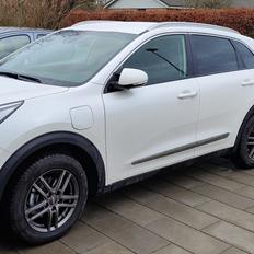 Kia kia niro 1.6 gdi phev 141 hk comfort dct