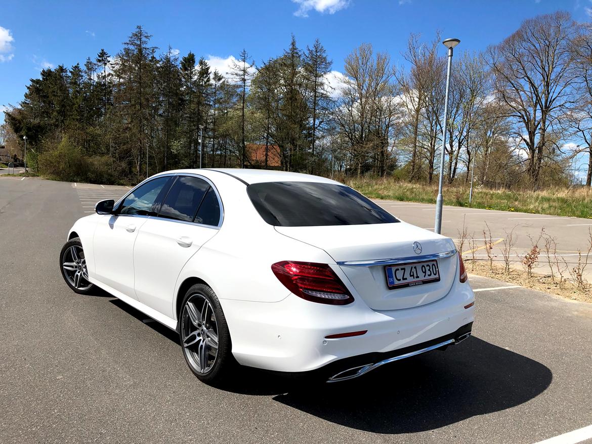 Mercedes Benz E220 d billede 2
