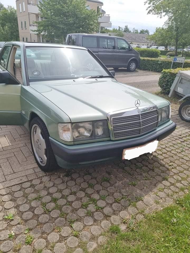 Mercedes Benz 190E billede 2