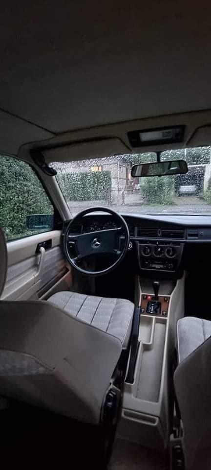 Mercedes Benz 190E billede 5