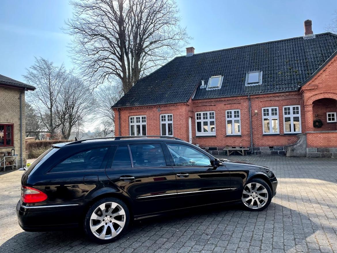 Mercedes Benz E320 CDI Facelift - Taxaen billede 1