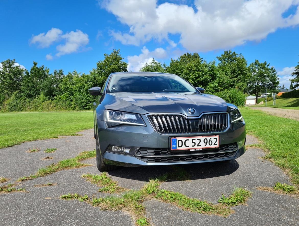 Skoda Superb 2.0 TDI Style billede 4