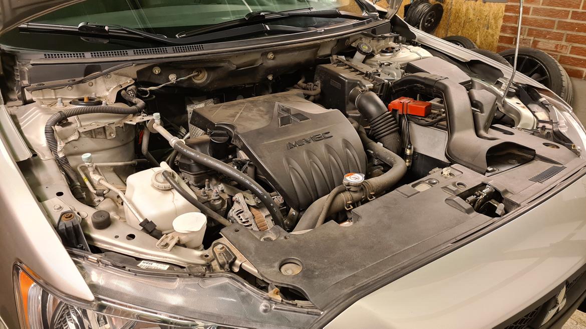 Mitsubishi Lancer X Sports Sedan billede 11