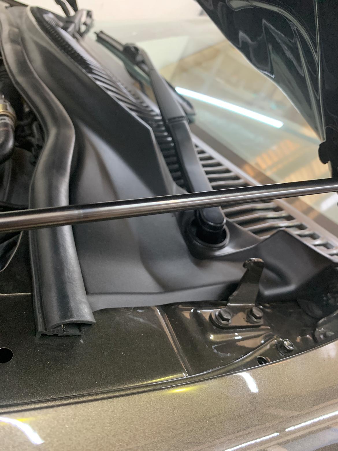 Toyota Supra MKIV (JZA80) TT Targa EU LHD 6 trins - Attention to detail: Nye gummilister ALLE steder, samt nyt plastik ALLE steder billede 9