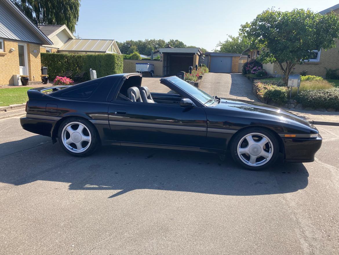 Toyota Supra Mk3 3.0i Turbo Targa billede 2