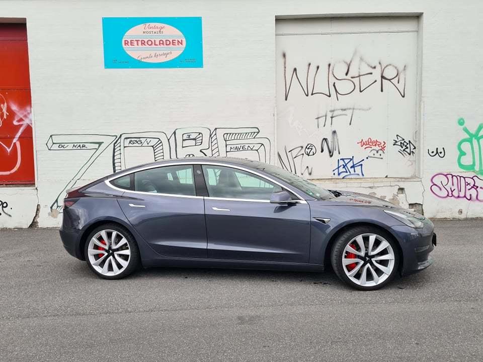 Tesla Model 3 Performance billede 2