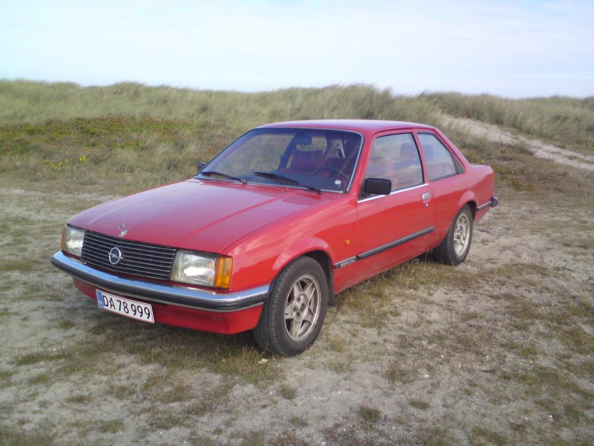 Opel Rekord E1 billede 1