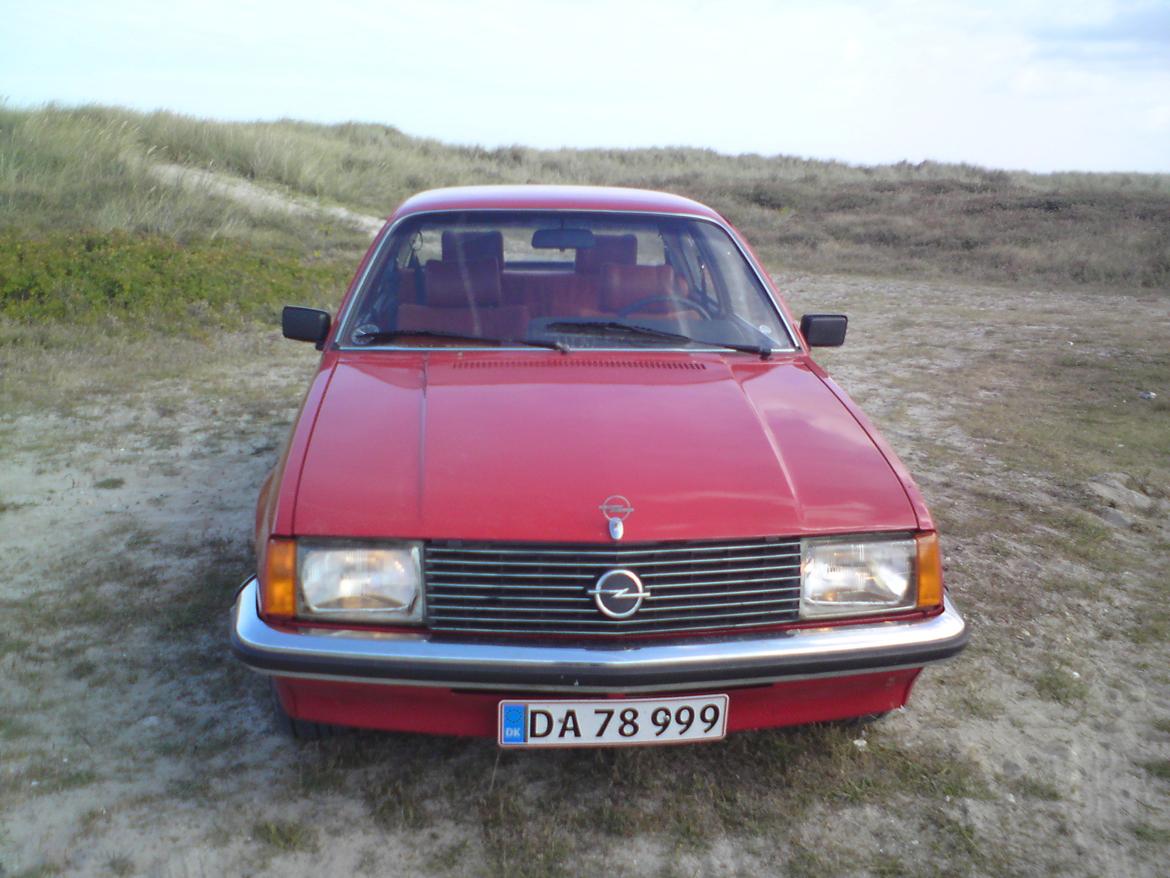 Opel Rekord E1 billede 2
