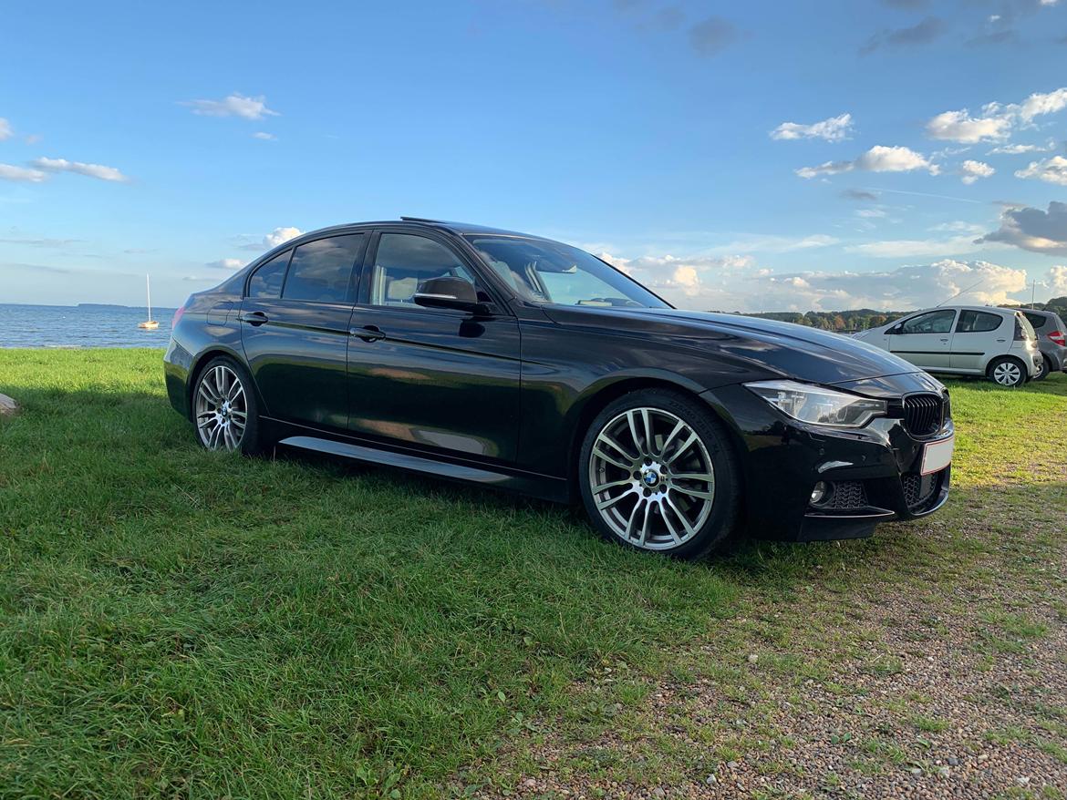 BMW F30 330e iPerformance billede 3