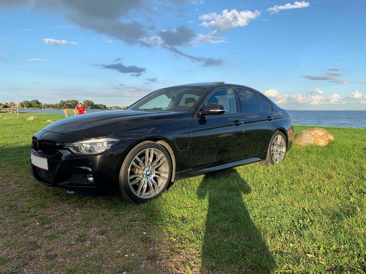 BMW F30 330e iPerformance billede 8