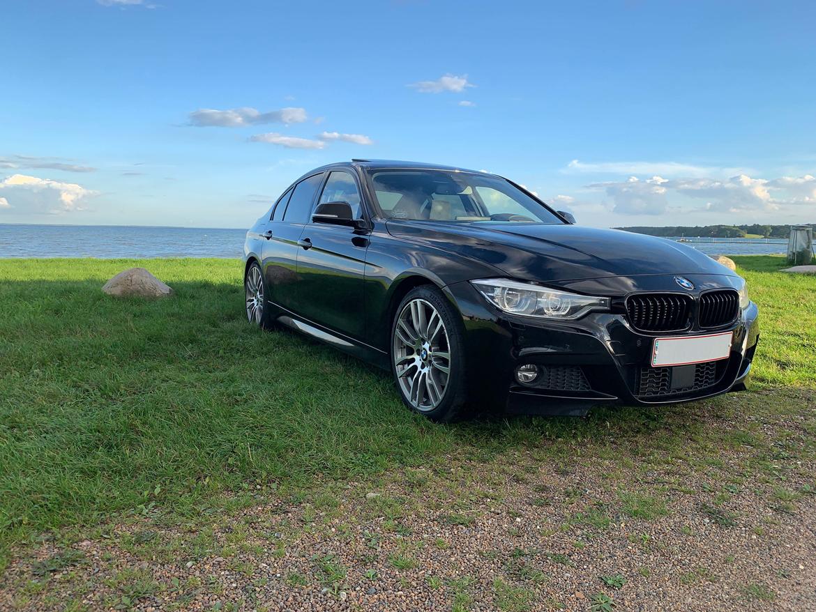 BMW F30 330e iPerformance billede 2