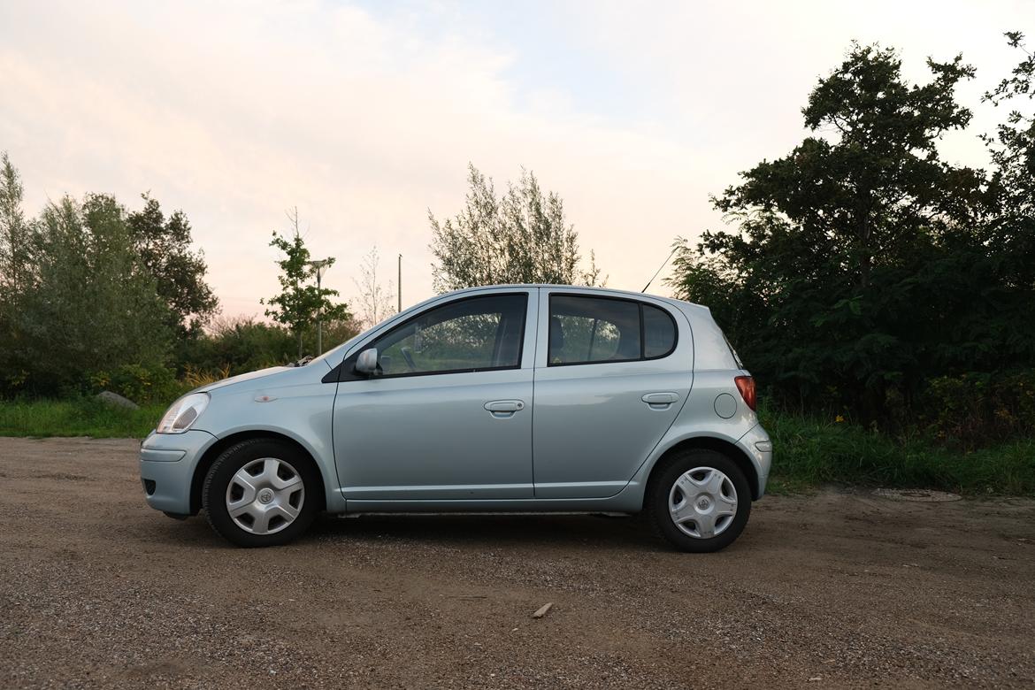 Toyota Yaris 1,3 VVT-i Sol (XP10) billede 4