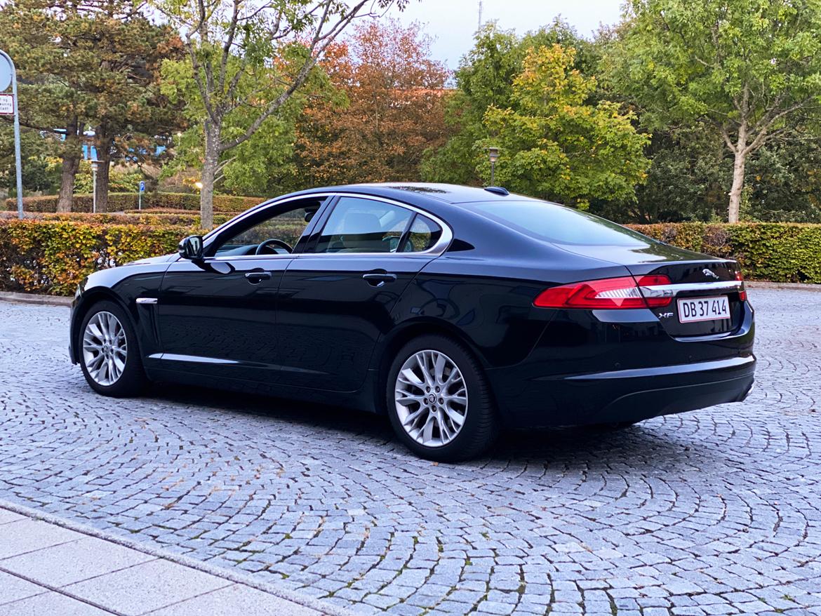 Jaguar XF 2.2D billede 10