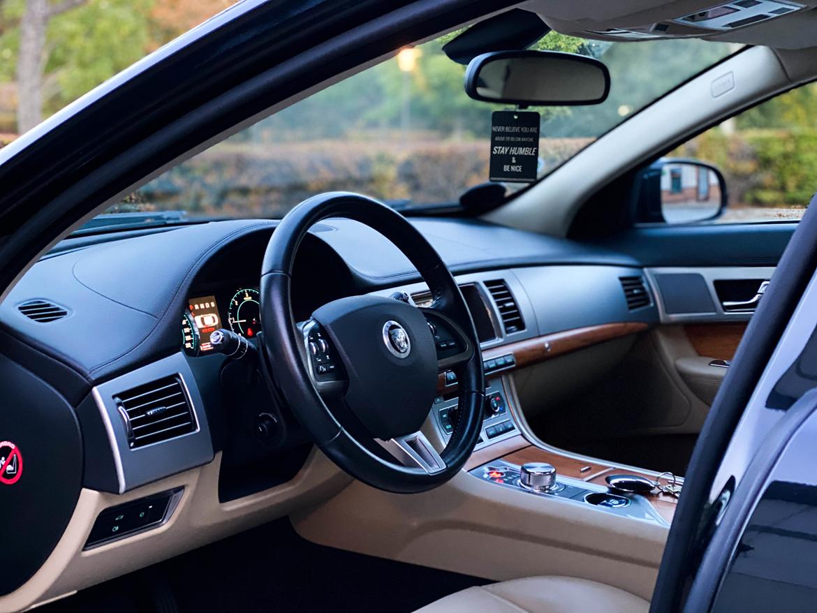 Jaguar XF 2.2D billede 14