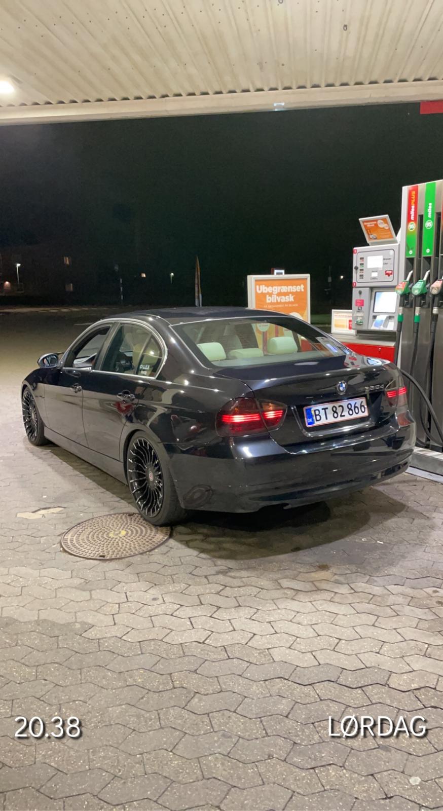 BMW E90 325d billede 1