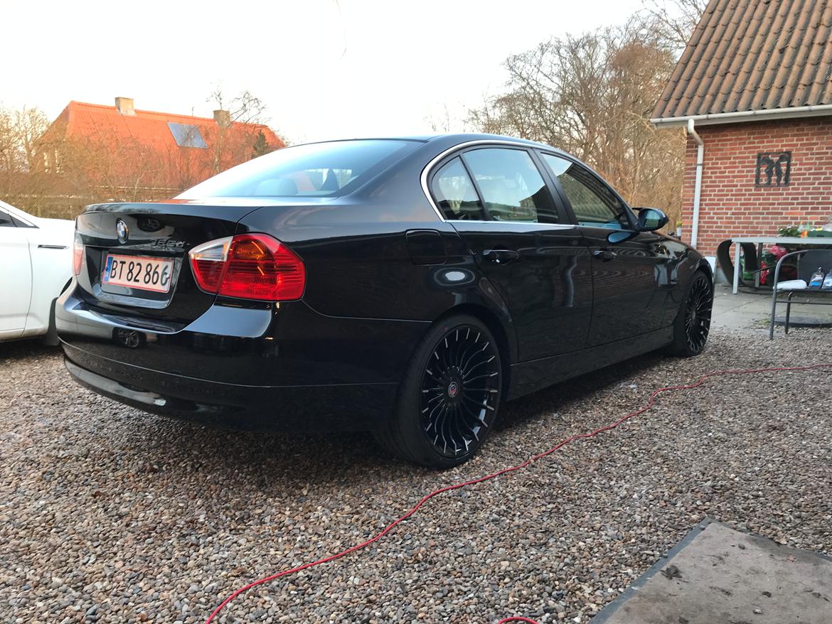 BMW E90 325d billede 12