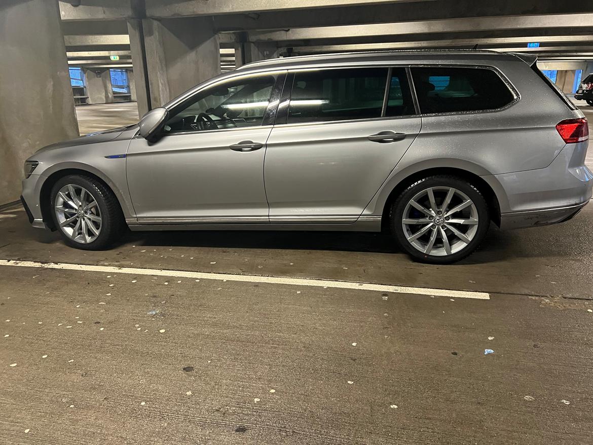 VW Passat B8.5 GTE Wagon Queen Family Truckster billede 16