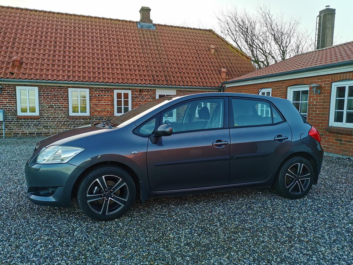 Toyota Auris 1,6 vvti billede 2