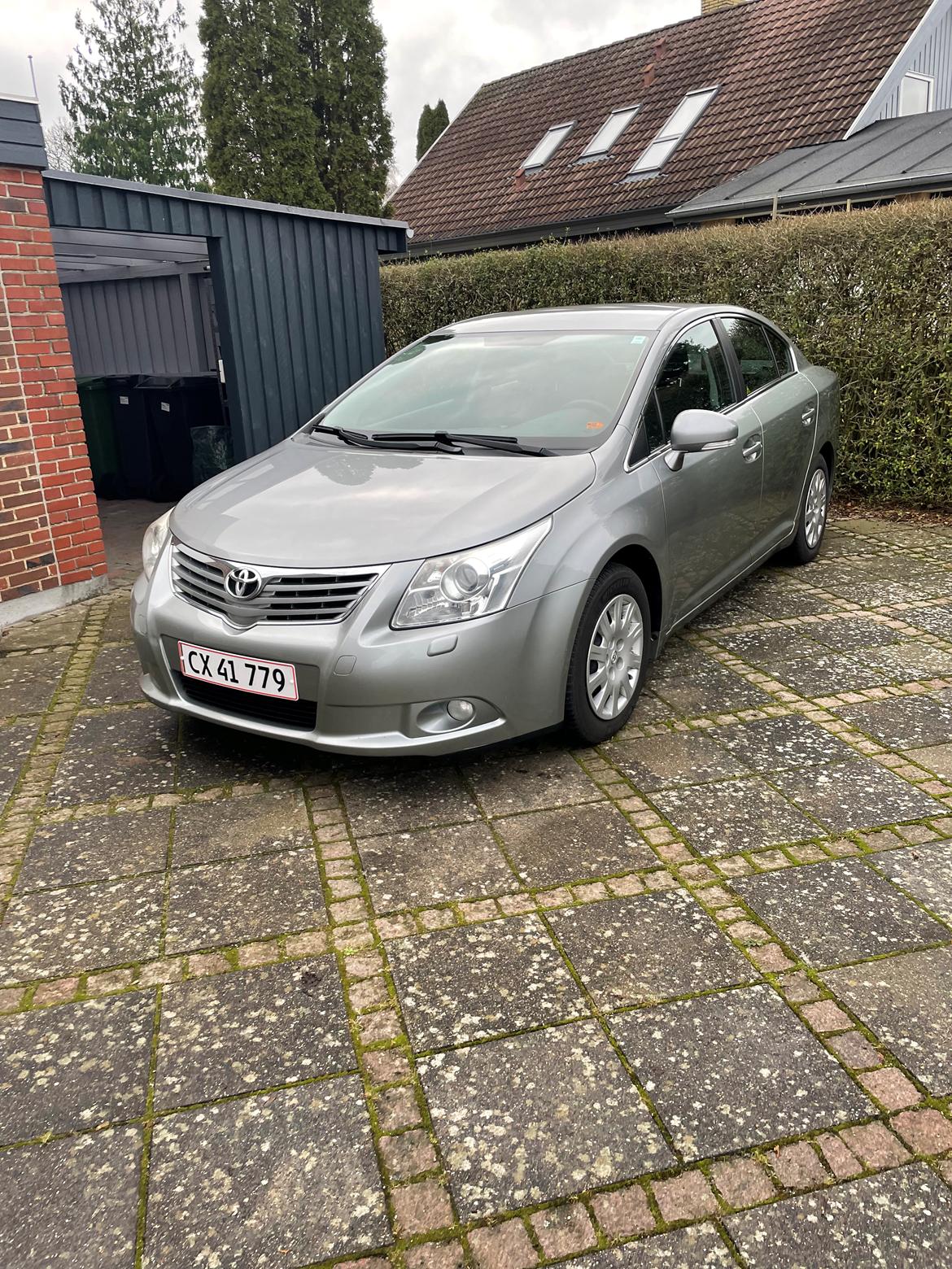 Toyota Avensis (Solgt) billede 2