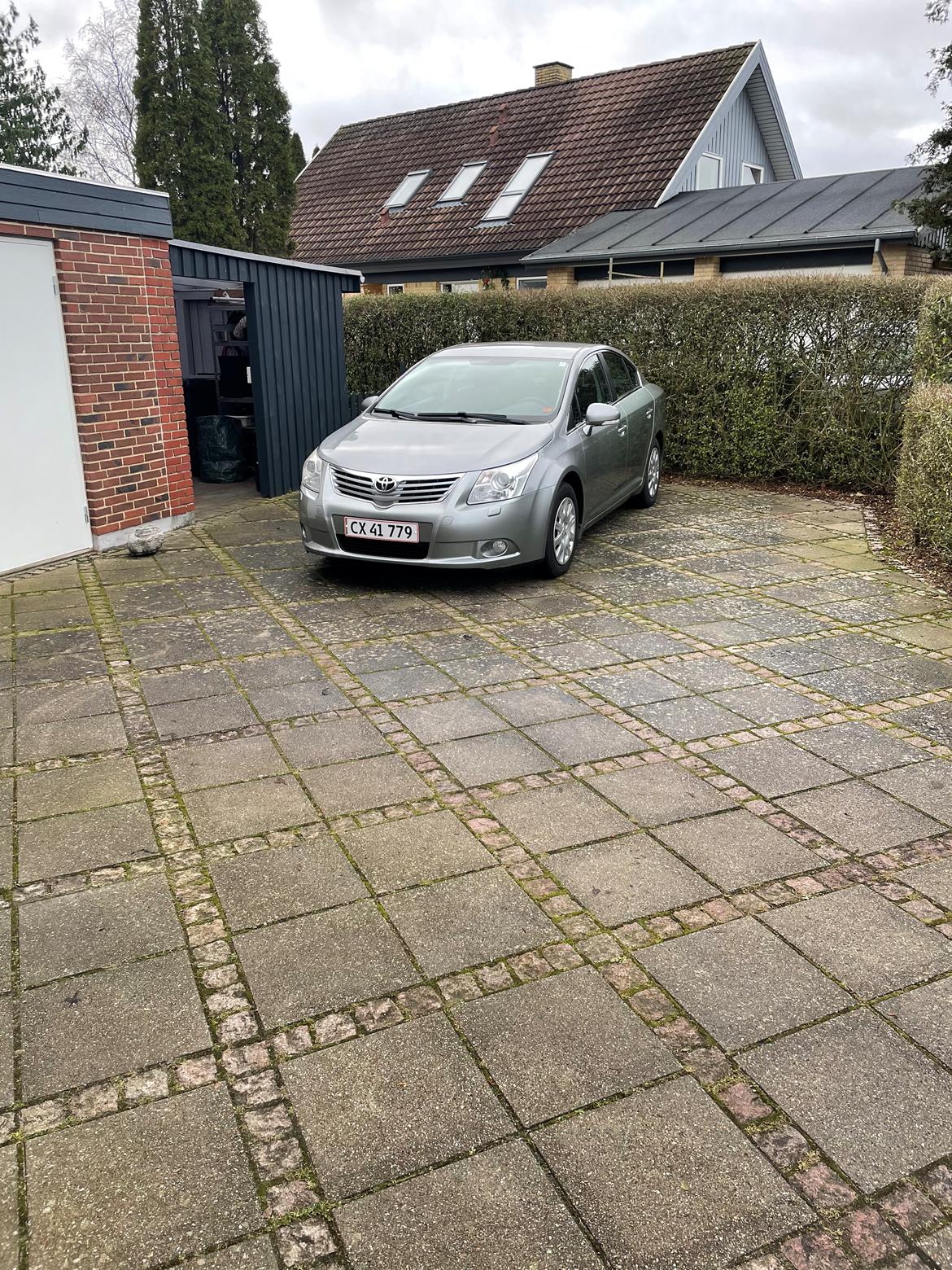 Toyota Avensis (Solgt) billede 1