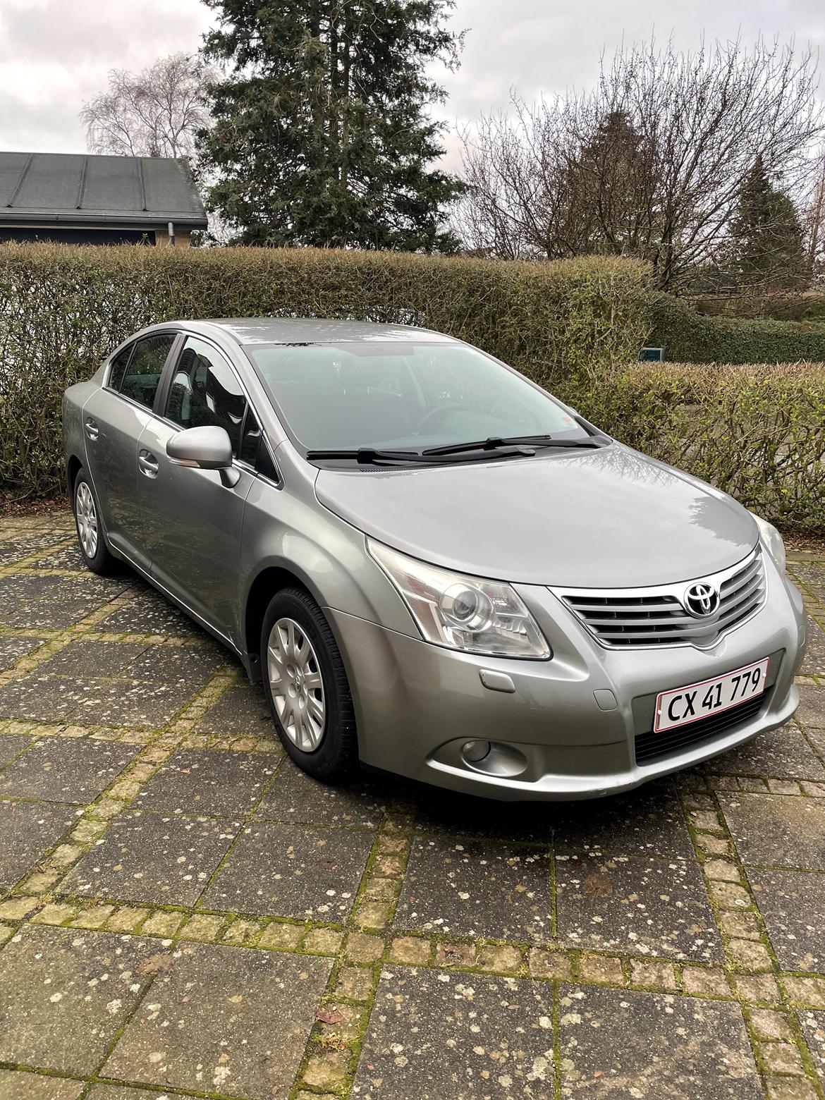 Toyota Avensis (Solgt) billede 3