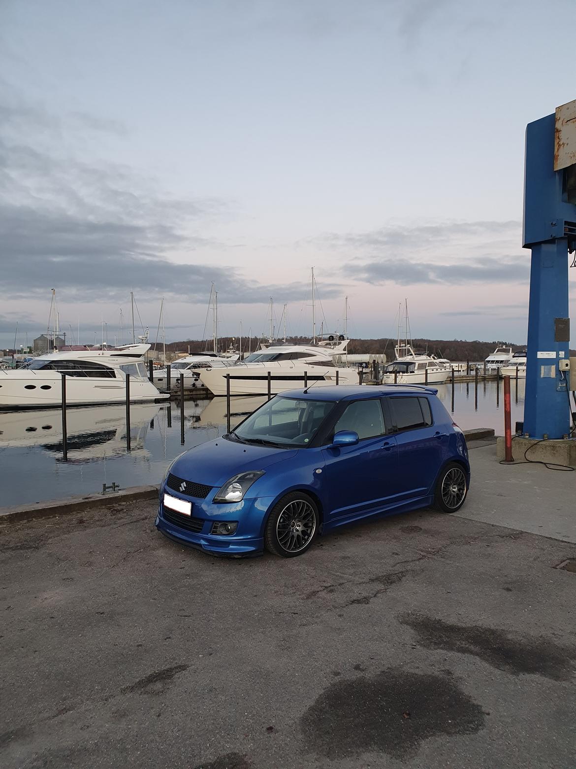 Suzuki swift 1,3 billede 15