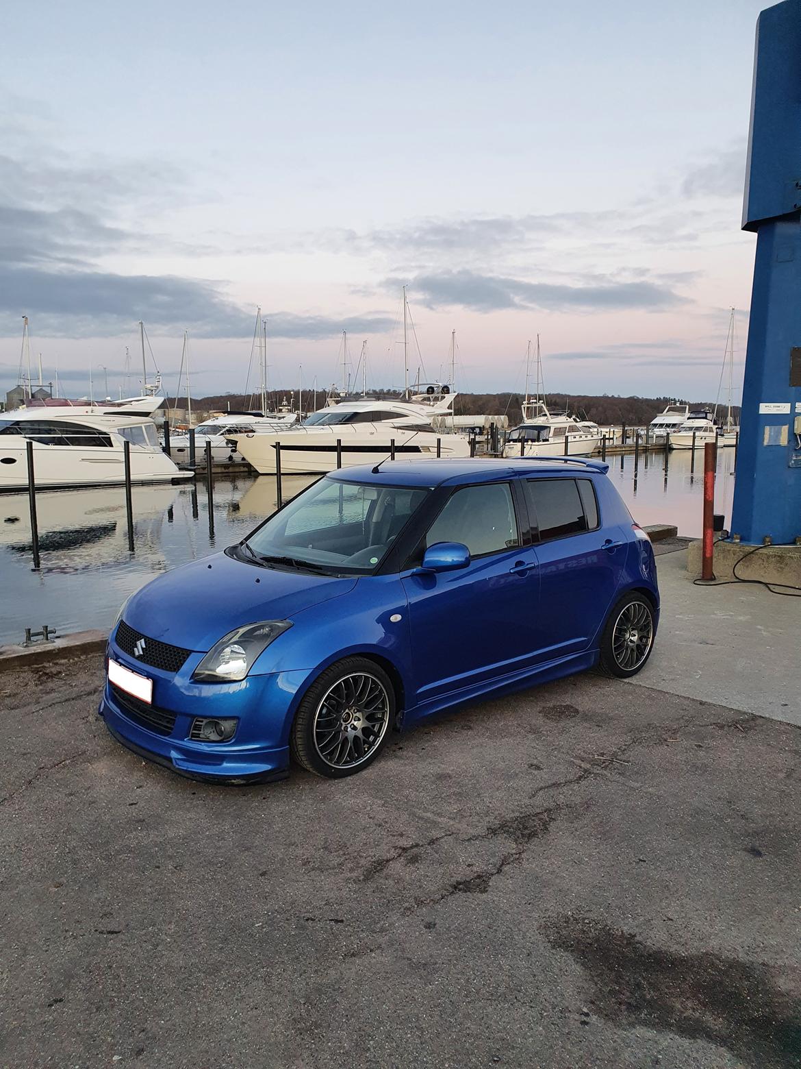 Suzuki swift 1,3 billede 16