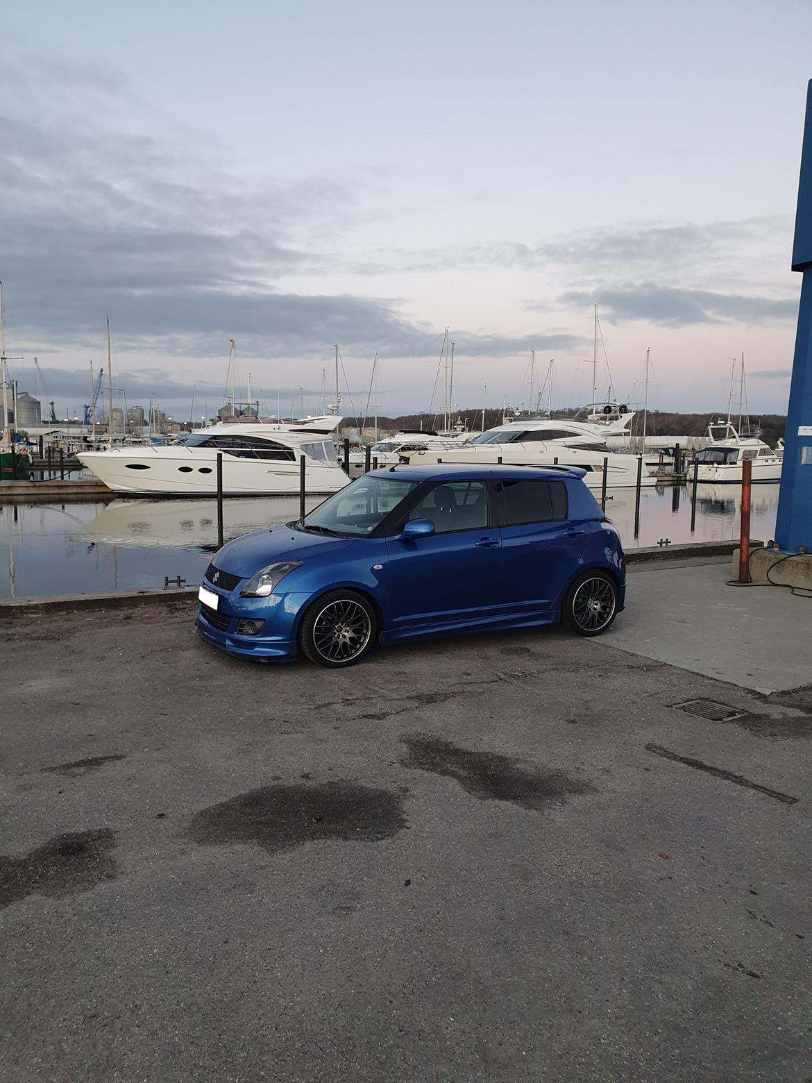 Suzuki swift 1,3 billede 17