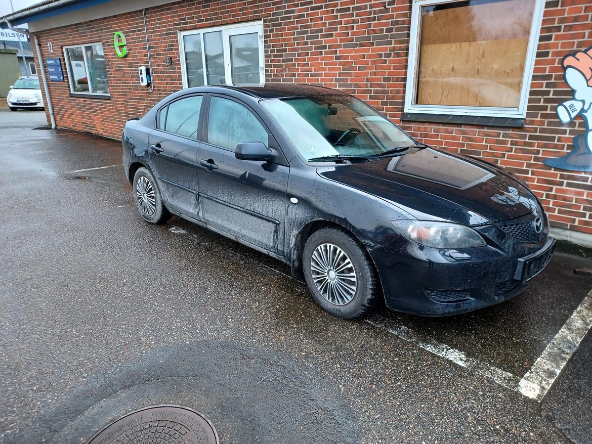 Mazda 3 sedan BK. billede 7