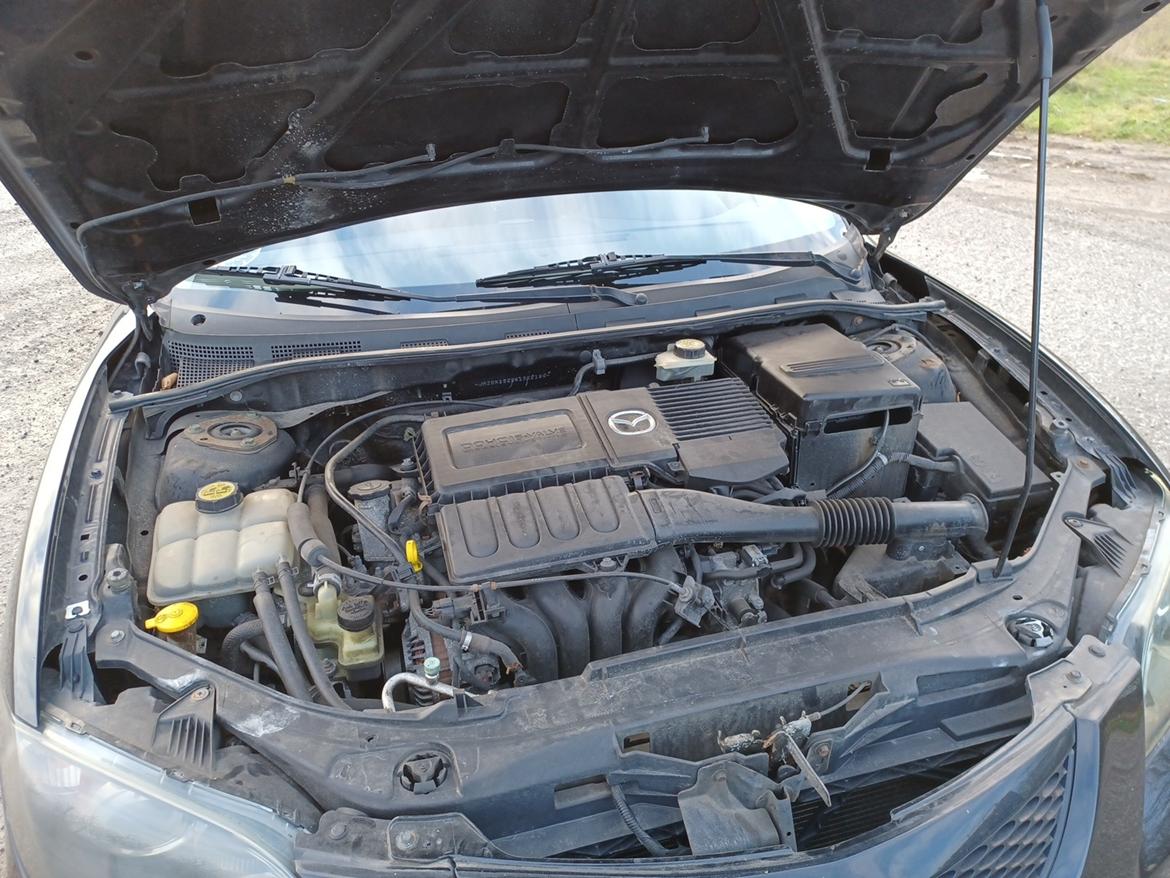 Mazda 3 sedan BK. billede 6