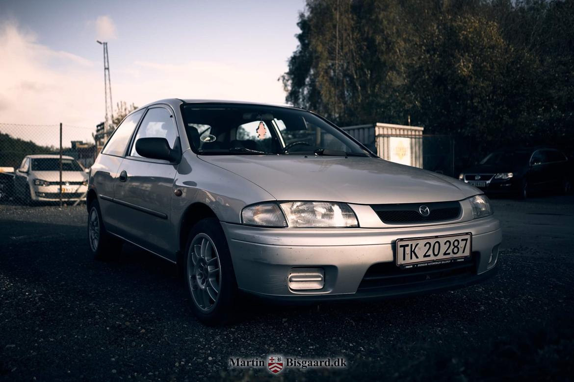 Mazda 323 P BA billede 16