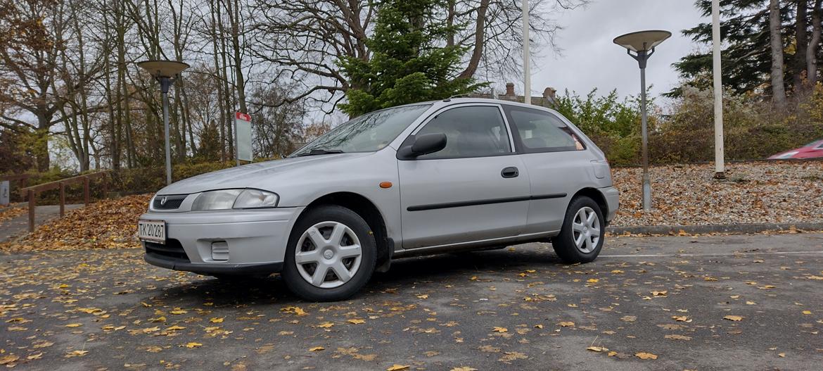 Mazda 323 P BA billede 19