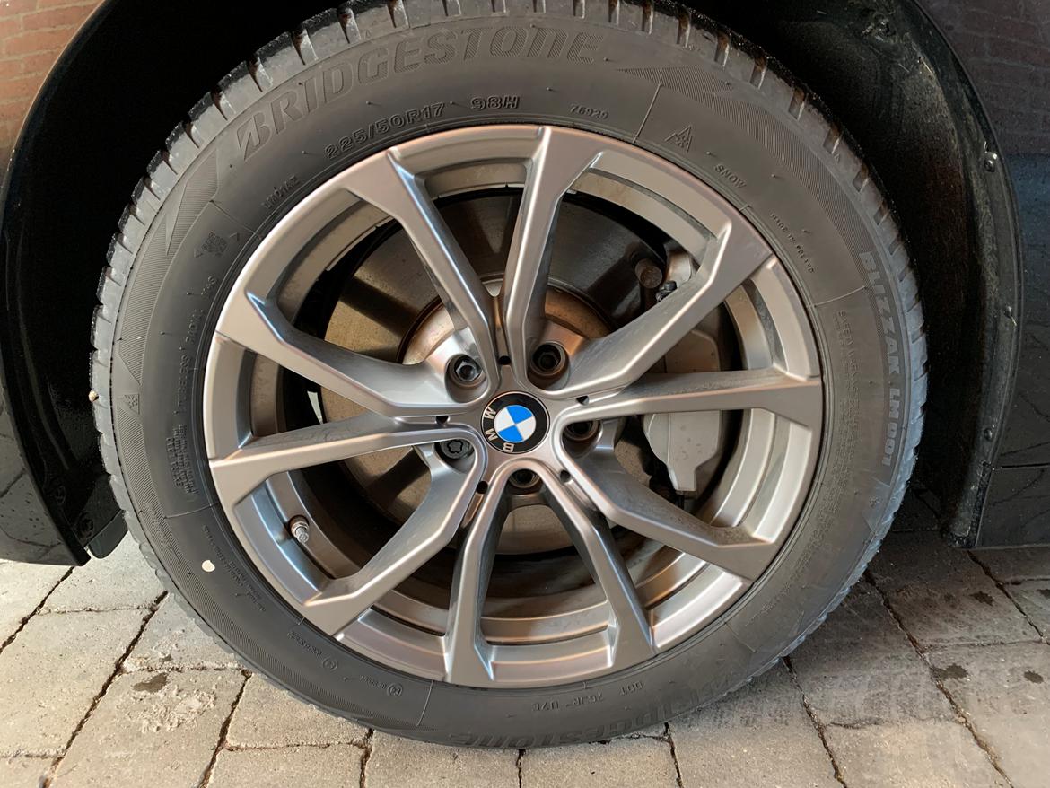 BMW 330e Touring billede 12