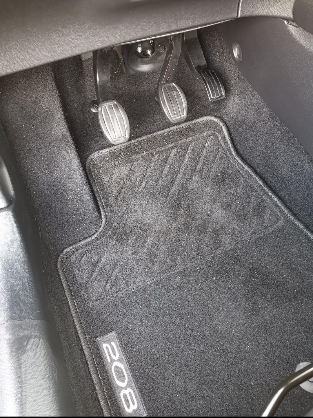 Peugeot 208 billede 13