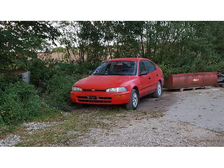 {{currentPhoto.altText}} billede {{currentPhoto.number}}