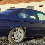 BMW E36 ///M325tds Sedan