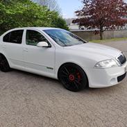 Skoda Octavia vRS 2,0 TDi DSG