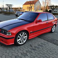 BMW E36 323ti Compact