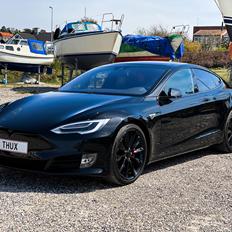 Tesla Model S 70R