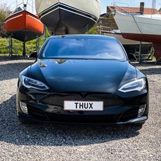 Tesla Model S 70R