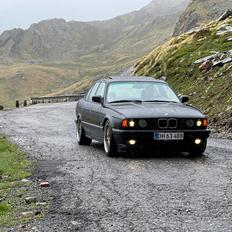BMW E34 525i