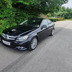 Mercedes Benz C- coupé (SOLGT)