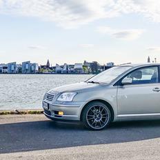 Toyota Avensis 1.8 T250 Sedan 