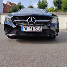 Mercedes Benz CLA 180 Coupe W117  (SOLGT)