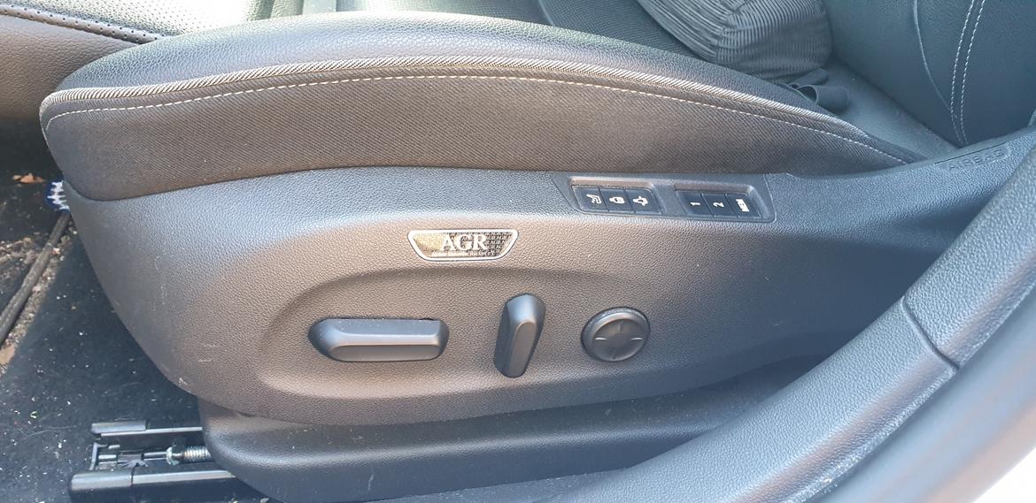 Opel Insignia Sport  Tourer OPC LINE billede 3