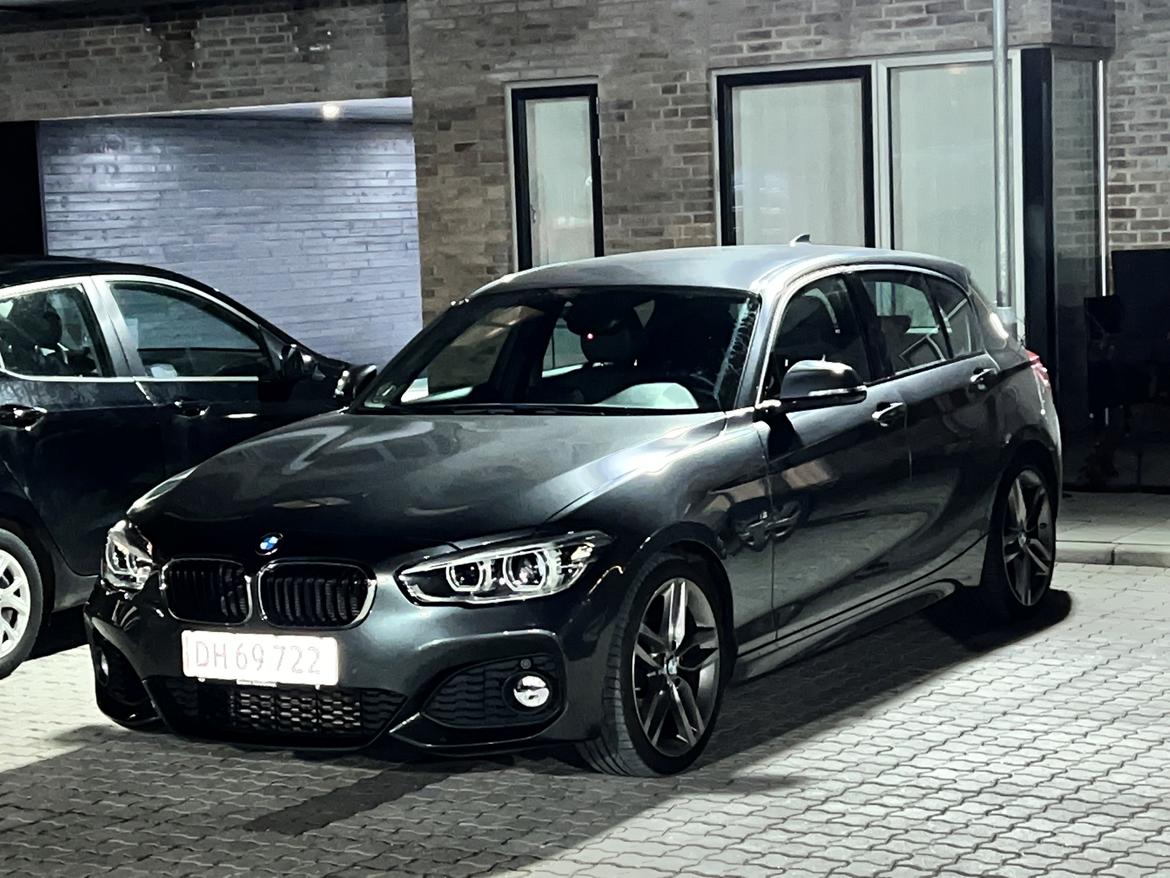 BMW 118i Auto billede 10