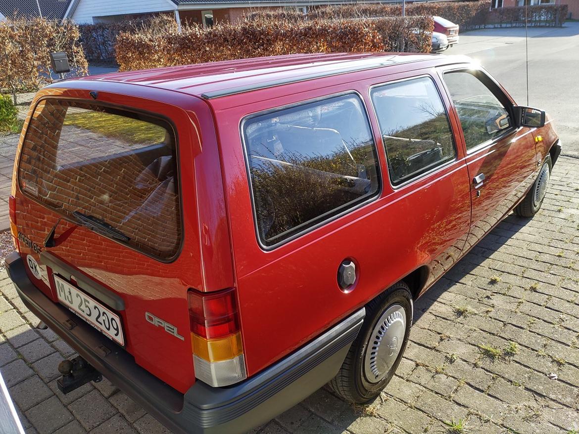 Opel Kadett E Caravan 1.3S LS billede 4