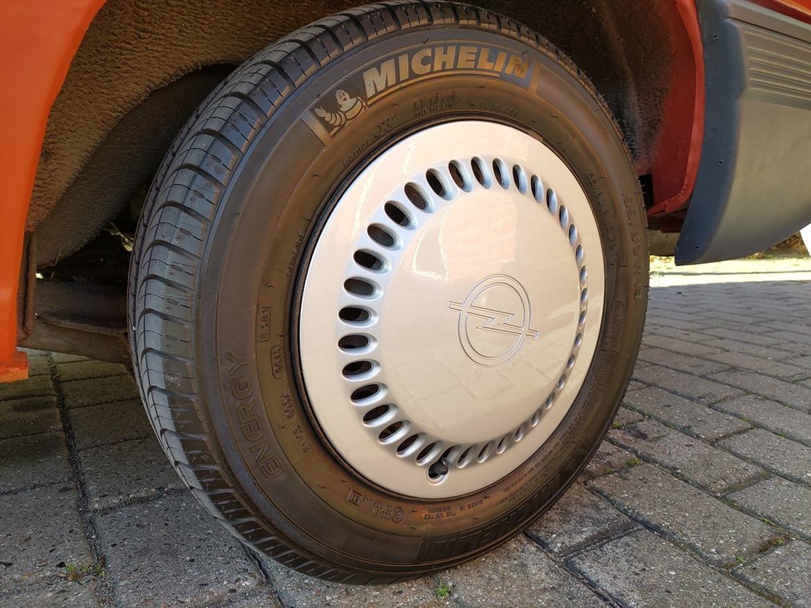 Opel Kadett E Caravan 1.3S LS billede 8