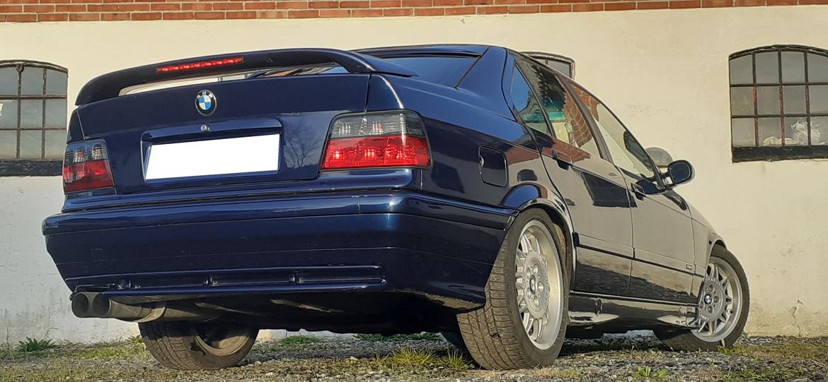 BMW E36 ///M325tds Sedan billede 4